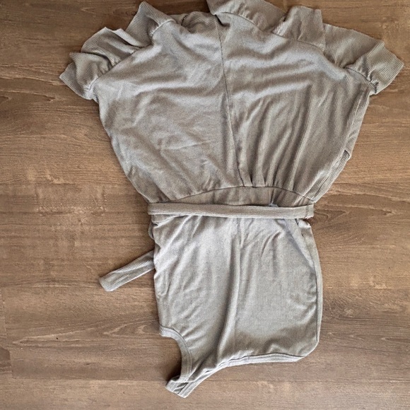 Gray Ruffled Romper - Picture 2 of 2